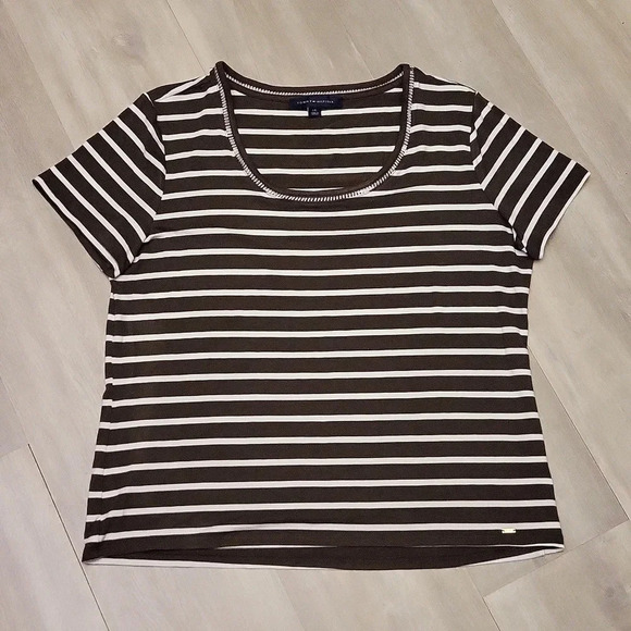 🛍Tommy Hilfiger Olive and‎ White Striped Short Sleeve Womens Blouse Size Large - Picture 1 of 6